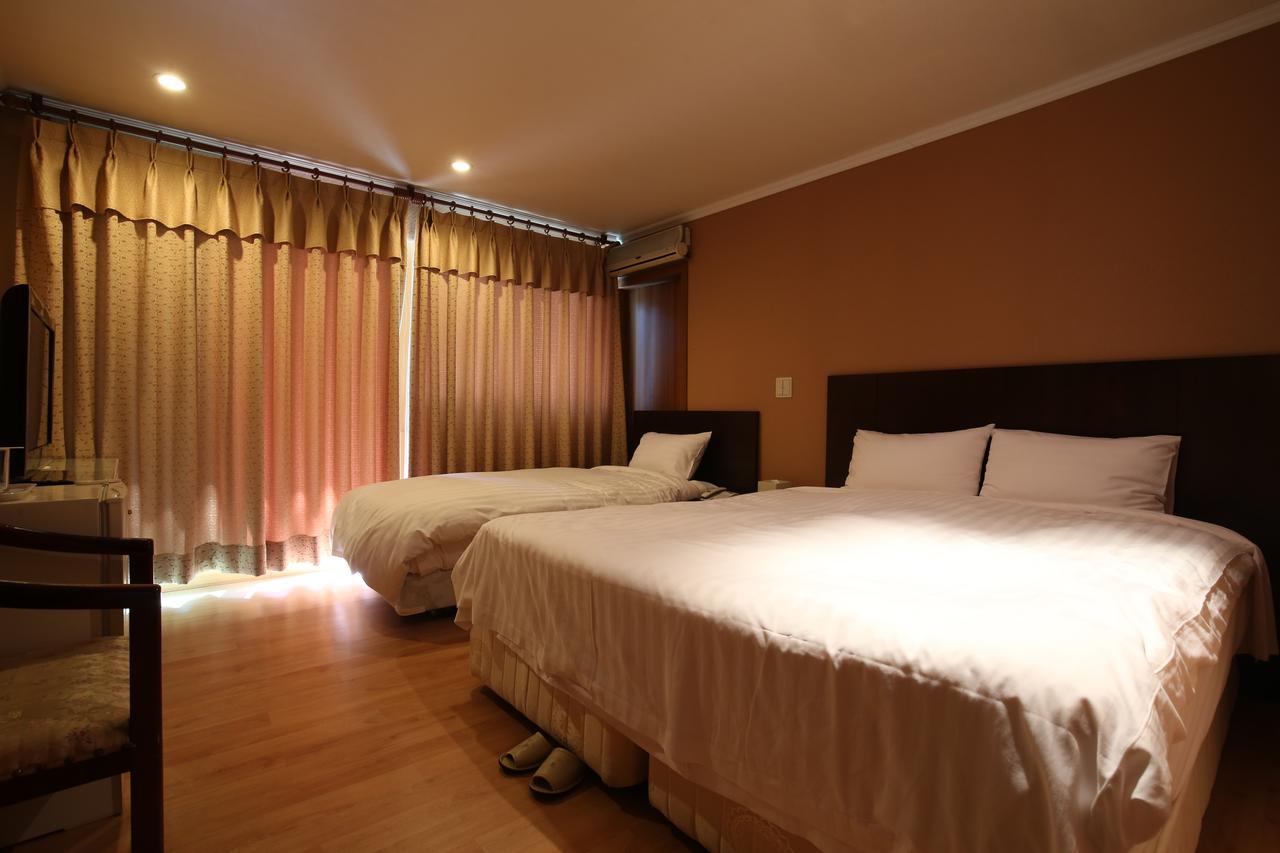 Lake Hills Hotel Songnisan Boeun Exteriér fotografie