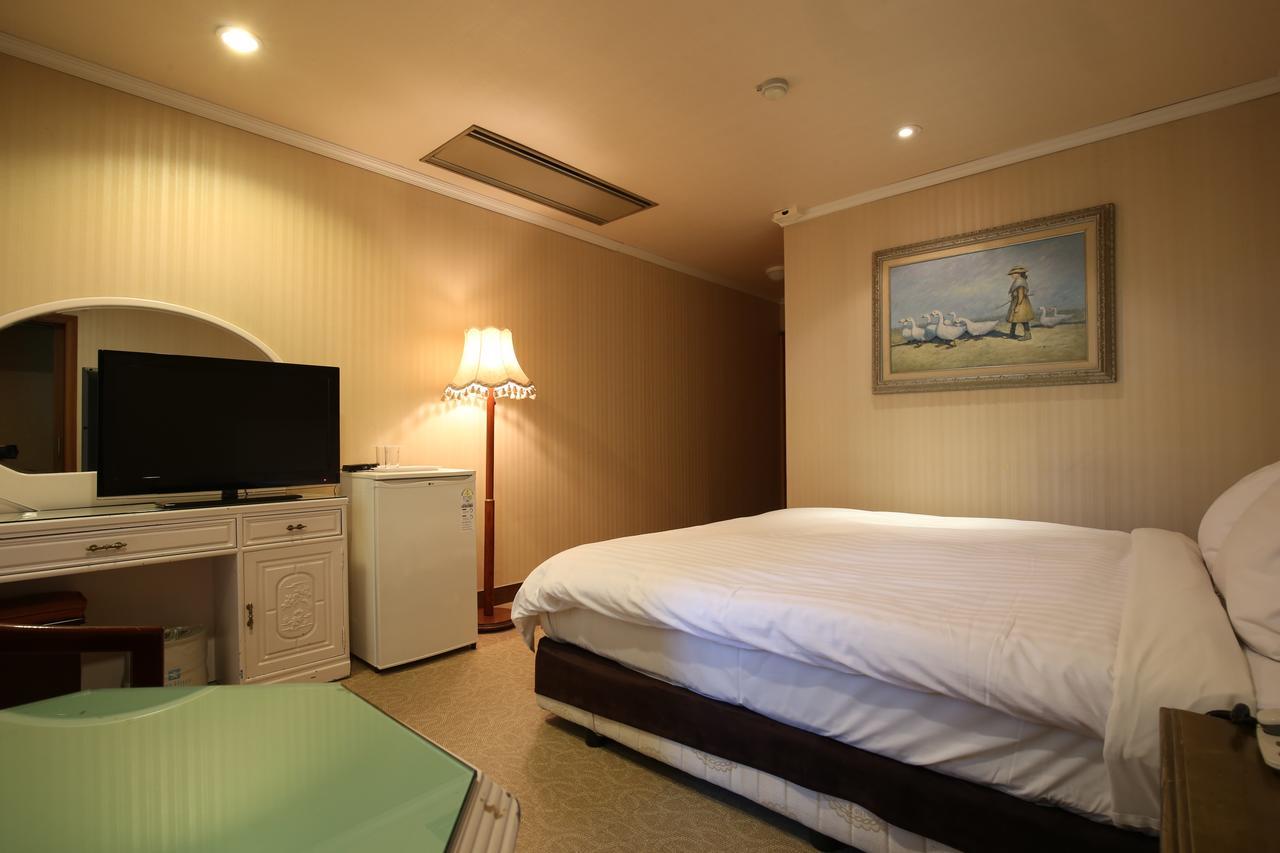 Lake Hills Hotel Songnisan Boeun Exteriér fotografie